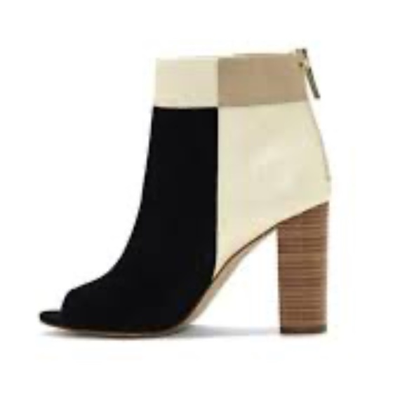 Louise et Cie Lo-Tyana  Open Toe Bootie size 8.5 - Picture 1 of 4